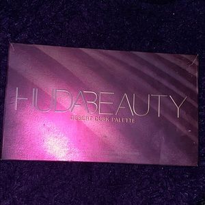 Huda beauty eyeshadow.